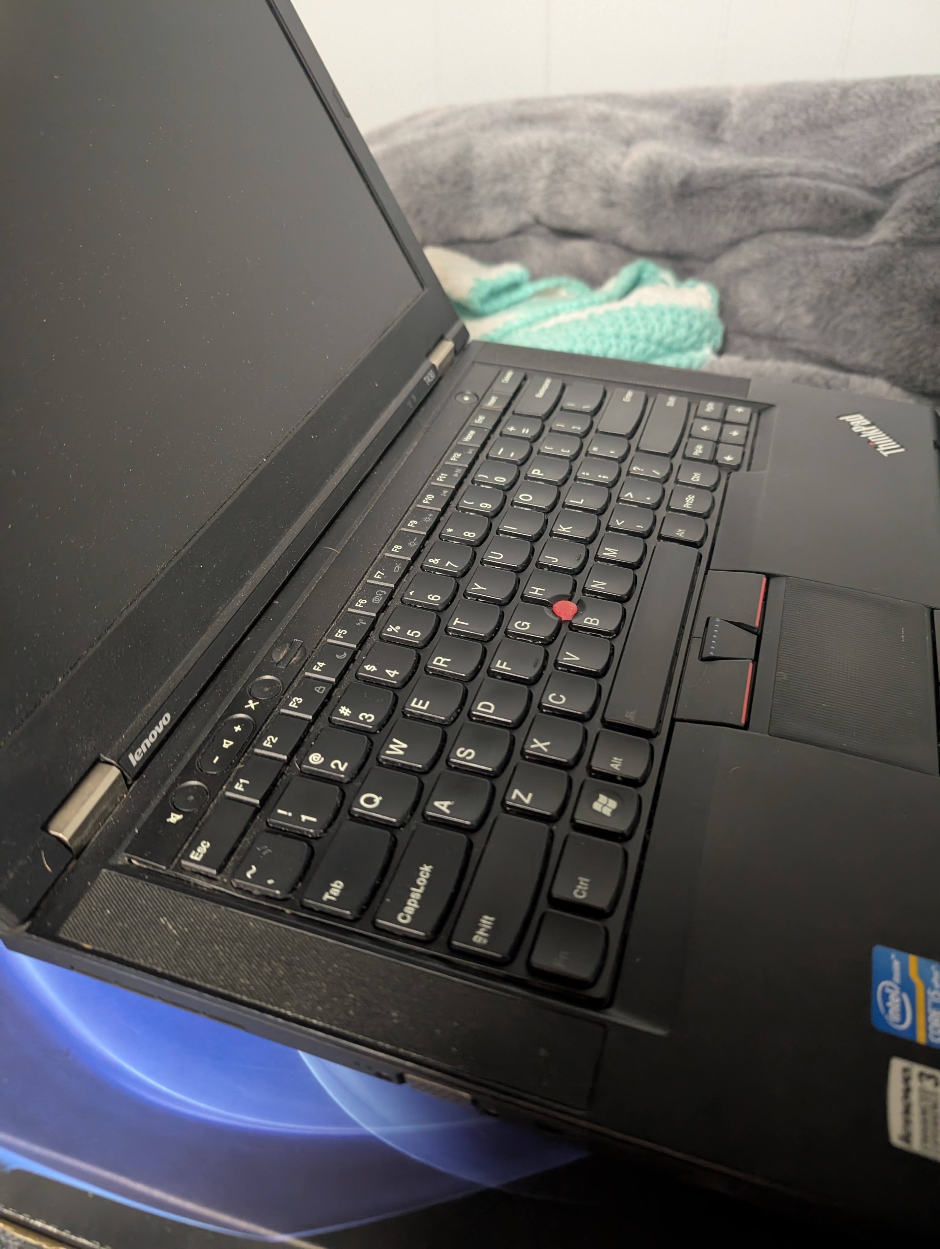 Linux laptop computer